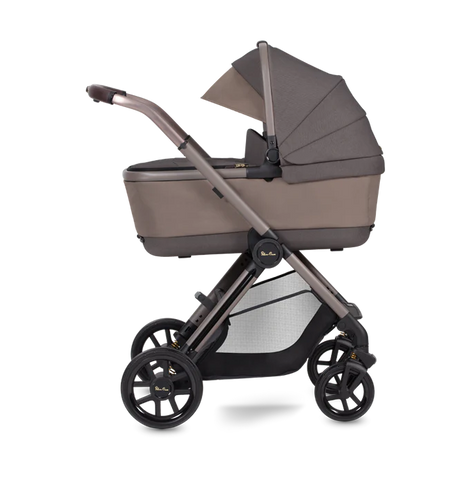 Silver Cross Reef Earth with First Bed Folding Carrycot